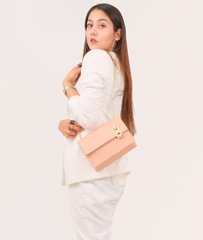 Peach chain shoulder bag with twist lock